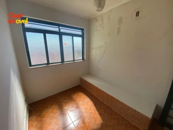 Imagem Imperdível oportunidade: Casa com 4 quartos e 2 suítes para venda ou locação em Campos Elíseos, Ribeirão Preto-SP.