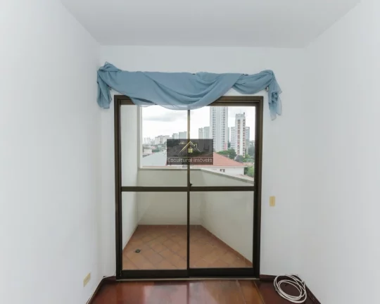 Imagem VENDA LOCAÇÃO CAMPO BELO APARTAMENTO 2 DORMITÓRIOS 1 VAGA SALA 2 AMBIENTES REPLETO DE ARMÁRIOS AR-CONDICIONADO GELADEIRA FOGÃO LAVADORA MICRO-ONDAS