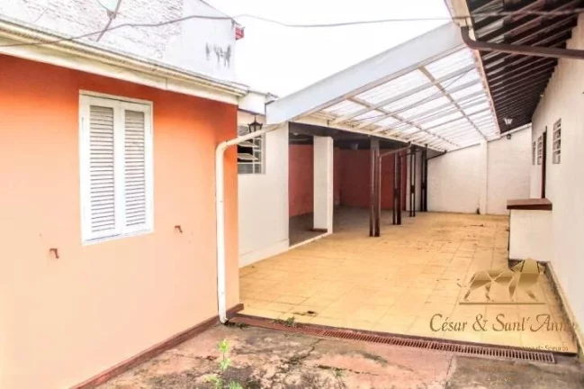 Imagem CASA Á VENDA EM ÓTIMA LOCALIZAÇÃO EM CAMPOS DO JORDÃO-SP