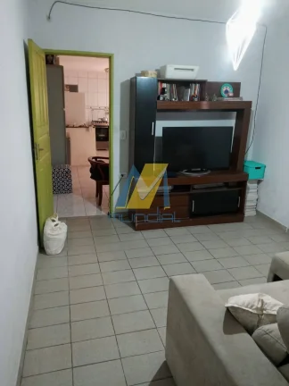 Imagem Imóvel com suíte e estrutura para 2 moradias independentes