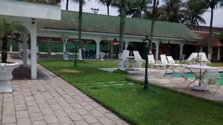 Imagem Sobrado com 10 dorms, Canto do Forte, Praia Grande - R$ 5.3 mi, Cod: 2340