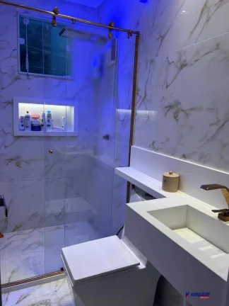 Imagem VENDO CASA 3/4 -ALTO PADRÃO - SIM