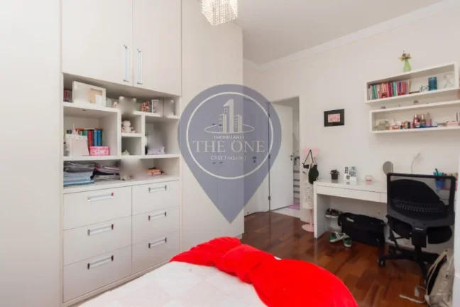 Imagem Imperdível apartamento à venda na Aclimação - São Paulo-SP! 3 quartos, 3 suítes, 2 salas, 5 banheiros, 3 vagas de garagem, 159m².