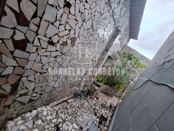 Imagem Casa a a venda em rio doce Olinda quadra do mar. 4qtos 2sts quintal 2vgs