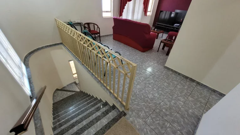Imagem Casa de vila para venda em Jardim Paineiras com 3 quartos, sendo 1 suíte, 283m2