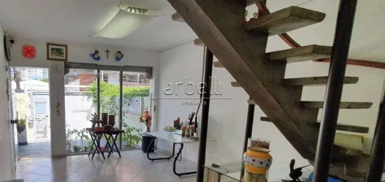 Imagem Casa de uso misto com 2 andares e 170metros quadrados aproximadamente. O primeiro andar do imóvel c...