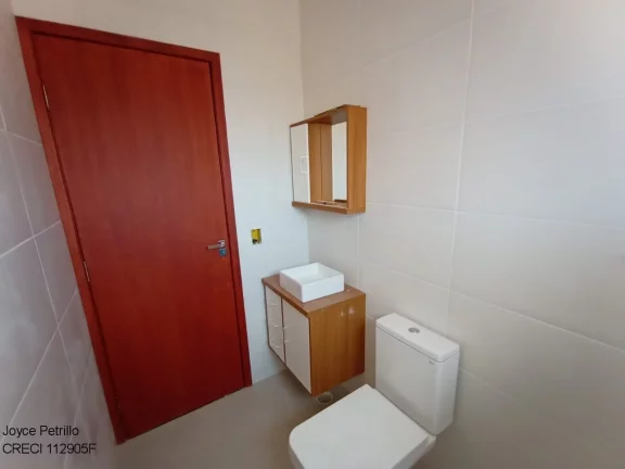 Imagem Vende-se Casa NOVA a 2100m da Praia em Peruíbe.
