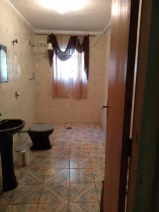 Imagem Sobrado para Venda por R$800.000,00 com 250m², 4 dormitórios, 5 vagas e 1 banheiro - Vila verde, São paulo / SP - Cód. BDI24899