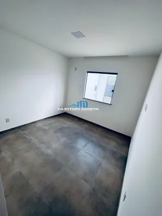 Imagem Casa para Venda em Feira de Santana, SIM, 2 dormitórios, 1 suíte, 1 banheiro, 2 vagas