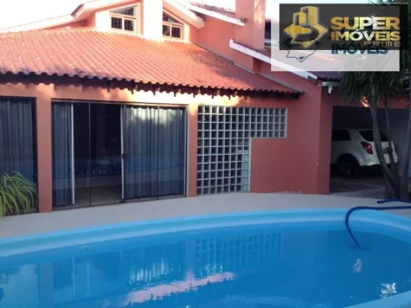 Imagem Belo Sobrado para Venda em Laranjal Pelotas-RS