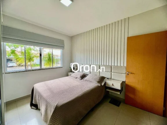 Imagem Casa com 3 dormitórios à venda, 130 m² por R$ 820.000,00 - Jardim Guanabara II - Goiânia/GO