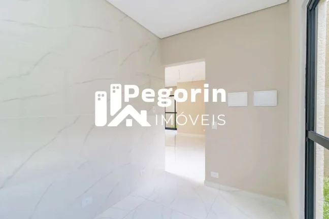 Imagem Sobrado à venda em Curitiba, Uberaba, com 3 quartos, 104m²