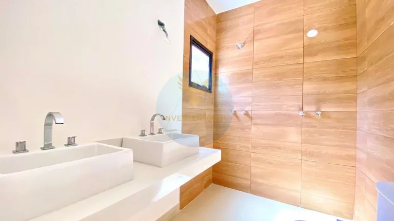 Imagem Casa em Condomínio a Venda no bairro Granja Viana - Cotia, SP