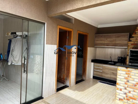 Imagem Casa 3 dormitórios para Venda em Sarandi, jardim cometa, 3 dormitórios, 1 suíte, 2 banheiros, 3 vagas
