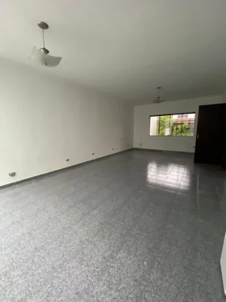 Imagem Casa com 3 dormitórios para alugar, 240 m² por R$ 4.478,45/mês - Vila Luzita - Santo André/SP