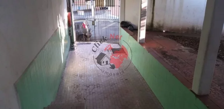 Imagem Casa Térrea com salão comercial à Venda no bairro Taboão em São Bernardo do Campo