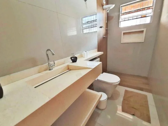 Imagem Casa reformada isolada 2 dormitórios no Jardim Japurá