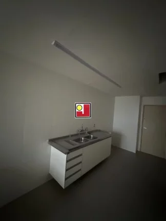 Imagem Vendo Cob Alfa 1, na Praia da Barra, nascente, vista mar, montanhas e lagoa, indevassável, original 3Q, 190,42m², duplex, ônibus, clube, tênis,futebol