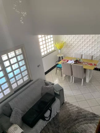 Imagem Casa no Condomínio Porto Feliciano: 2 Quartos, Piscina Particular - Confira!