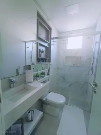 Imagem Apartamento 3 dormitórios para Venda em Itapema, meia praia, 3 dormitórios, 3 suítes, 4 banheiros, 3 vagas
