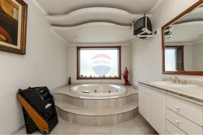 Imagem Casa de Luxo com 4 Suítes e 10 vaga à Venda - 788 m² Jd dos Estados