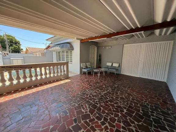 Imagem Casa para Venda em Limeira, Vila Claudia, 3 dormitórios, 1 suíte, 2 banheiros, 4 vagas
