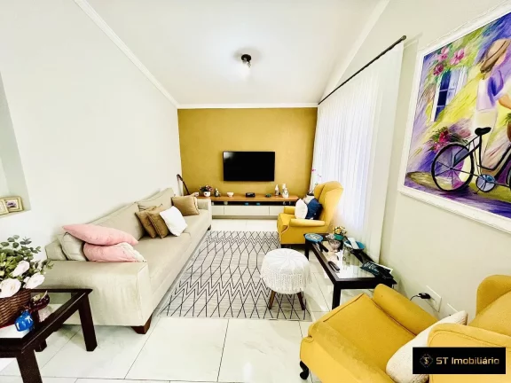 Imagem Oportunidade! Casa à venda em bairro nobre de Atibaia - Próximo à Al. Lucas