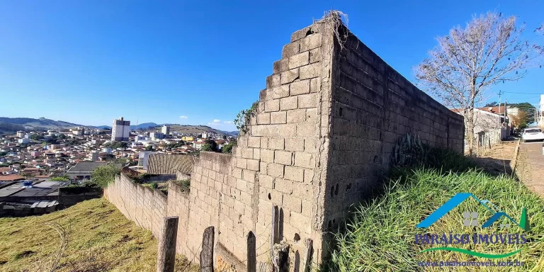 Imagem Terreno com vista espetacular à venda em Paraisópolis - MG