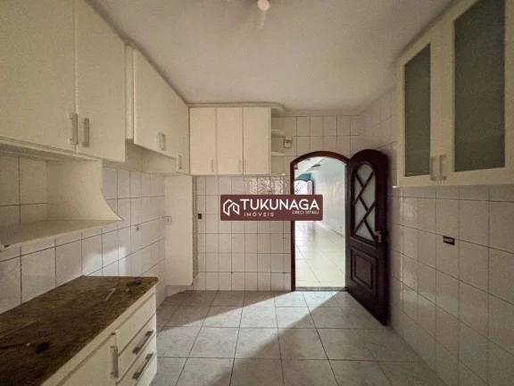 Imagem Sobrado com 3 dormitórios à venda, 182 m² por R$ 750.000,00 - Vila Galvão - Guarulhos/SP