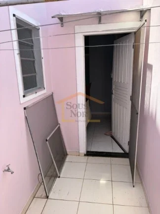 Imagem Sobrado com ambientes amplos e bem distribuídos, 3 dormitórios, sendo 3 suítes, salas de estar e ...