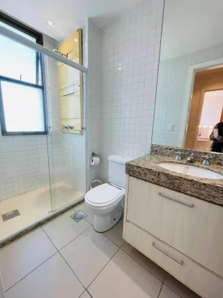 Imagem Apartamento com 4 Quartos para Alugar, 257 m² em Barra Da Tijuca - Rio De Janeiro