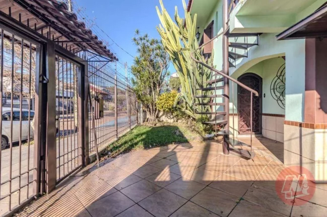Imagem Casa com 5 dormitórios para alugar, 270 m² por R$ 7.222,00/mês - Partenon - Porto Alegre/RS
