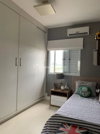 Imagem Casa em condomínio, 148m², com 3 quartos, no Mansões Santo Antônio

Sobrado cheio de charme e mu...