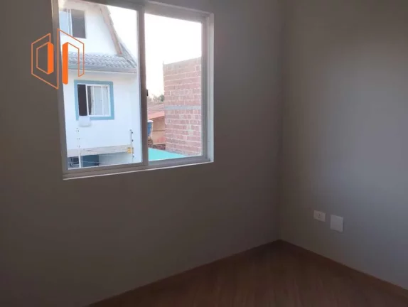Imagem Sobrado para Venda em Curitiba, Boqueirão, 3 dormitórios, 1 suíte, 2 banheiros, 2 vagas