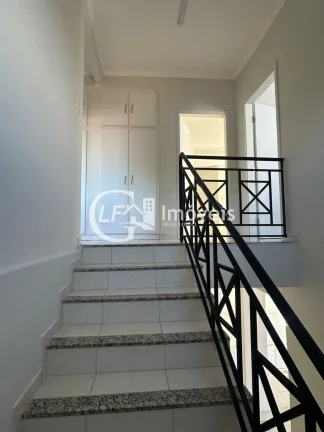 Imagem Imperdível: Casa à venda em Campo Grande-MS, Monte Castelo - 3 quartos, 1 suíte, 3 salas, 3 banheiros, 4 vagas, 230m².