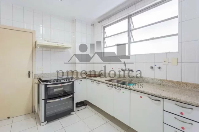 Imagem Apartamento na Rua Maranhão com 4 quartos sendo 1 suite e 3 vagas, 254m²