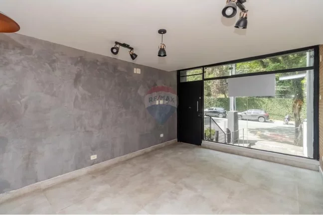 Imagem Oportunidade Casa Comercial na Rua Verbo Divino – O Espaço Ideal para o Seu Negócio!