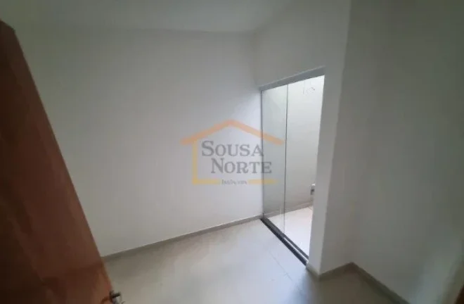 Imagem Apartamento de 41 m² muito bem distribuído, com 2 dormitórios e 1 banheiro. Possui área de servi...