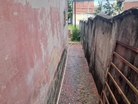 Imagem Casa para Venda em Rio de Janeiro, Campo Grande, 3 dormitórios, 2 banheiros, 1 vaga