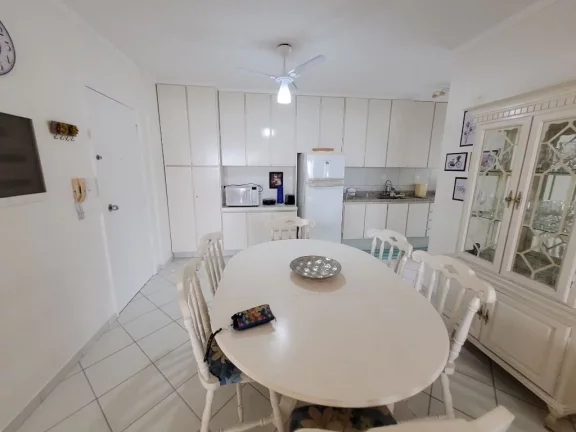 Imagem PITANGUEIRAS – UMA QUADRA DA PRAIA, MARAVILHOSO APTO TOTALMENTE REFORMADO E DECORADO, COM 121,60 M² ÚTEIS, BELÍSSIMA VISA MAR, 01 VAGA DE GARAGEM
