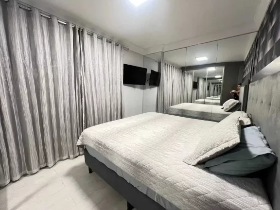 Imagem Apartamento decorado com 3 dormitórios sendo 1 suíte e 1 vaga em Balneário Camboriú