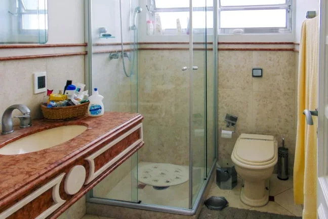 Imagem Apartamento com 4 dormitórios à venda, 160 m² por R$ 1.550.000,00 - Pitangueiras - Guarujá/SP