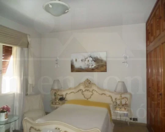 Imagem Apartamento com living para 02 ambientes, 03 dormitórios sendo 01 suíte com piso de carpete, banhe...
