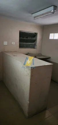 Imagem Casa Comercial Ampla com 7 Vagas, Salão e Estrutura Completa