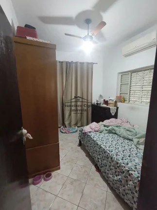 Imagem Casa à venda no bairro Vila Comendador Rodrigues Alves (Pedregulho) - Guaratinguetá/SP