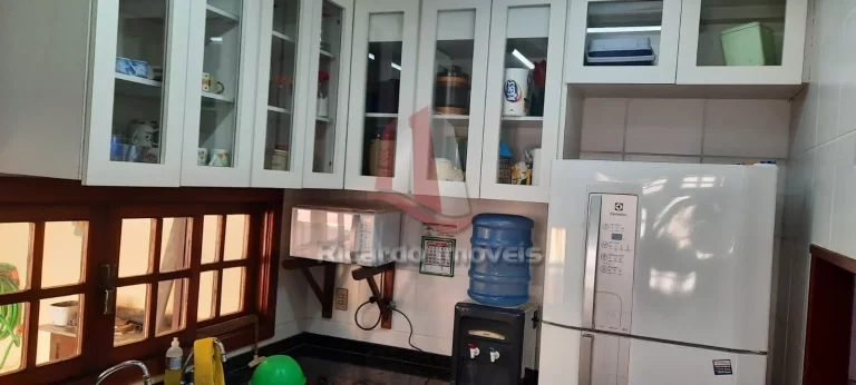 Imagem Casa Triplex Mobiliada Peró c/ 100 m²