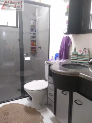 Imagem Oportunidade única! Apartamento de 3 quartos na Guilhermina, Praia Grande-SP, com 163m² e vaga de garagem. Venha conferir!