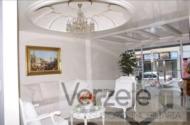 Imagem Apartamento Quadra Mar para Venda em Balneário Camboriú / SC no bairro Centro