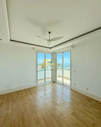 Imagem CASA DE LUXO COM VISTA DESLUMBRATE PARA O MAR.
