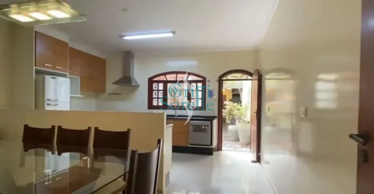 Imagem Sobrado à Venda em Nova Pirajú - São Paulo/SP.